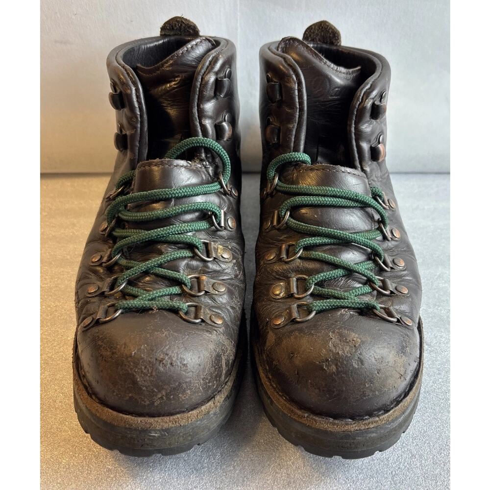 Danner Mountain Light II Men's Hiking Boots in Brown leather US 7 EE MPN 30800